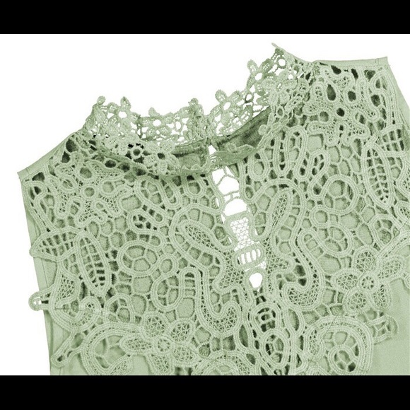 NEW Green Crochet Lace High Neck Dress - Picture 4 of 6